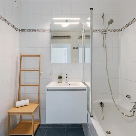 Apartment Huswell - Bright With 2 Terraces Close To